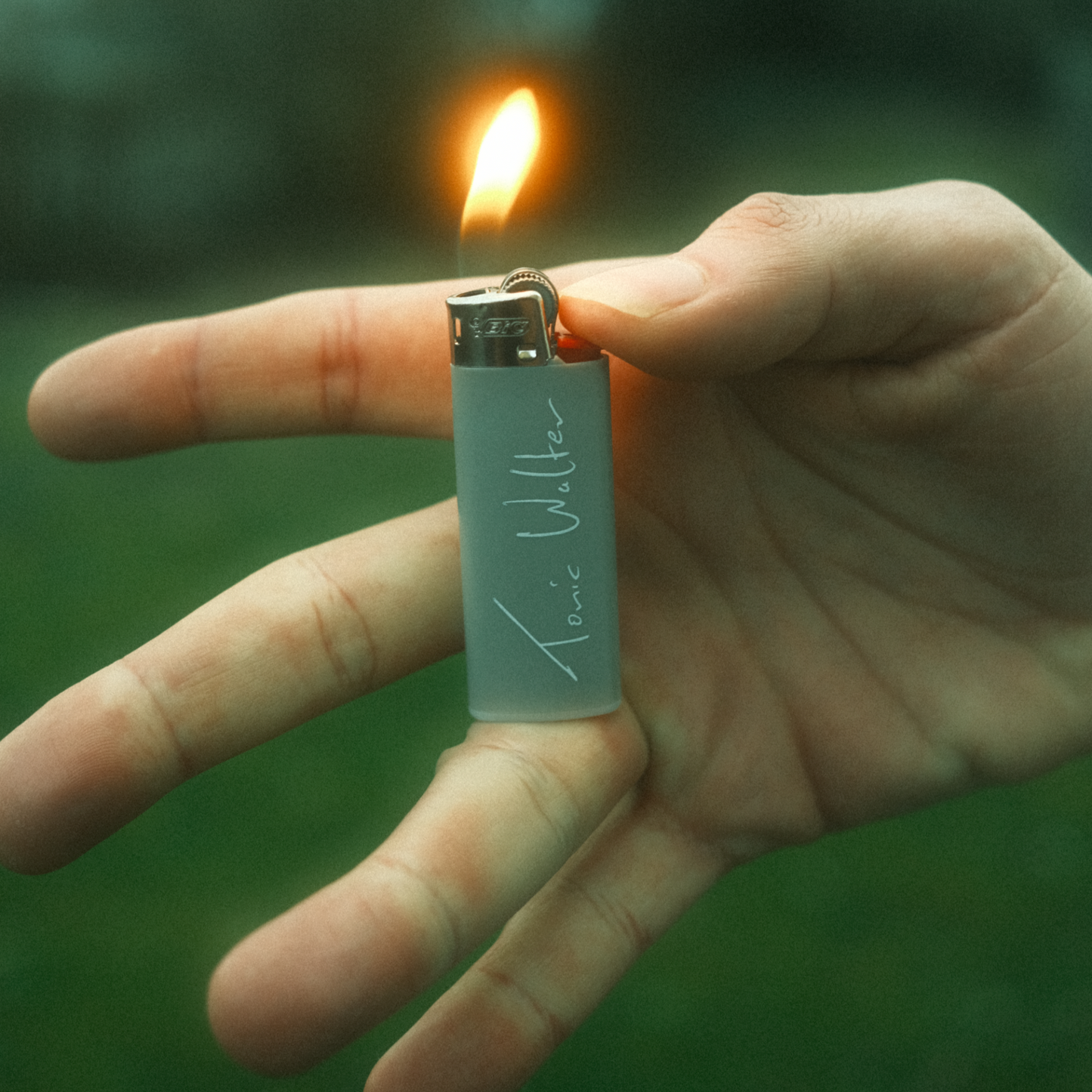 Tonic Walter Lighter