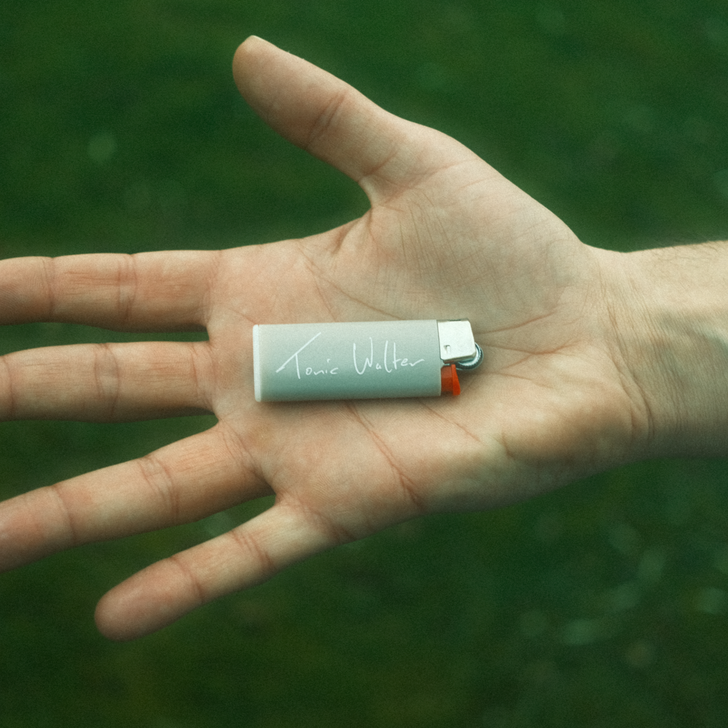 Tonic Walter Lighter